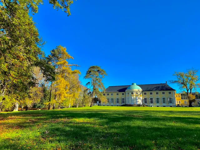 Schloss und Park Peseckendorf