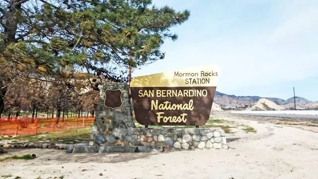 Mormon Rocks Viewpoint