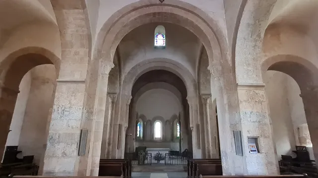 Église Romane Saint Marcel