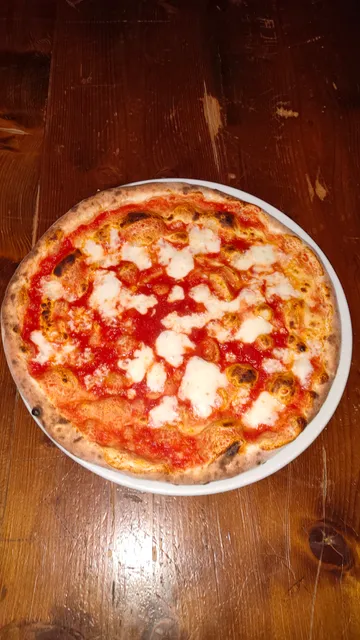 Chaplin pub pizzeria