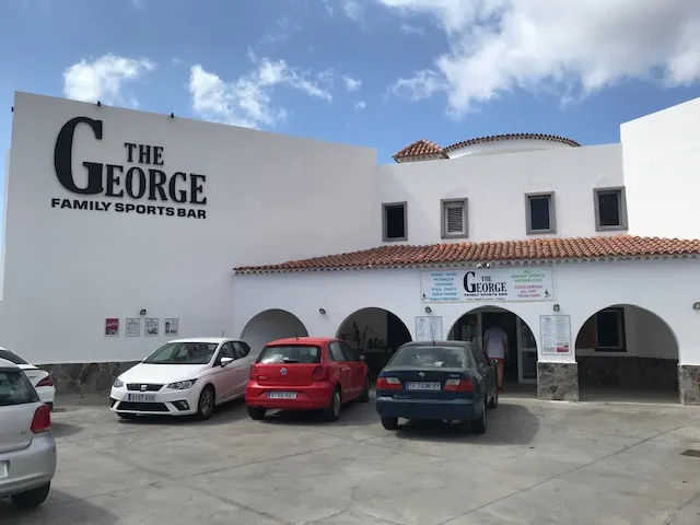 Las Rosa's - George's Bar & Restaurant