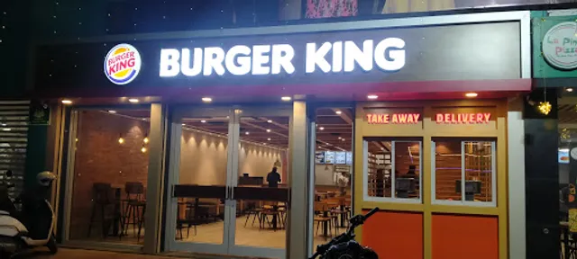 La Pino’z Pizza- Engineering College Rd, Aliganj, Lucknow (UP)