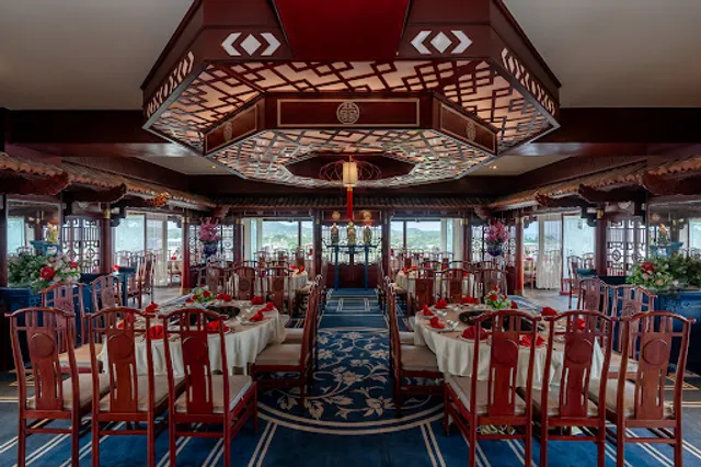 Rooftop Chinese Restaurant at Pearl Hotel