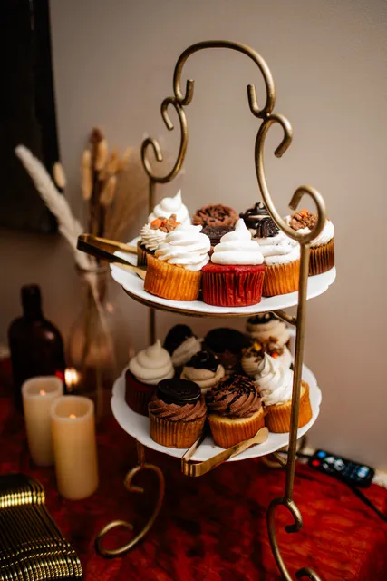 Cupcake Me Home Bakery + Café