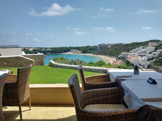 El Mirador Bar and Restaurant