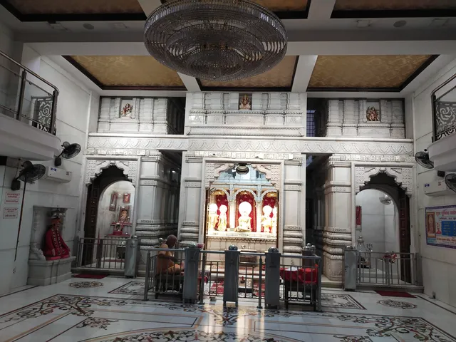 Shri Bal Hanuman Mandir Lake Town Dham