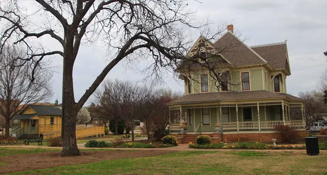 Bayless-Selby House Museum