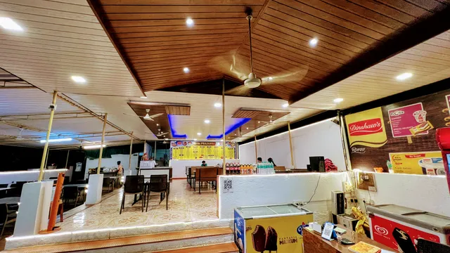 Prasanna Restaurant kihim beach