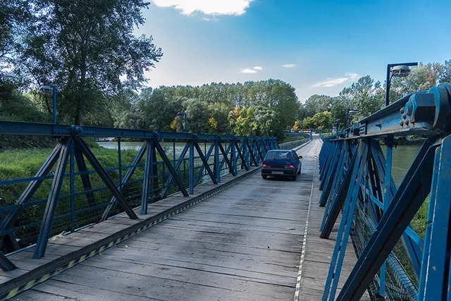 Pont flottant à Tiszadob