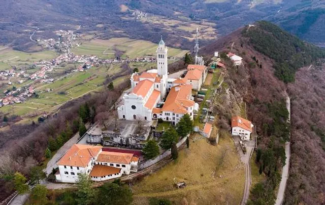 Bazilika Svetogorske Matere Božje