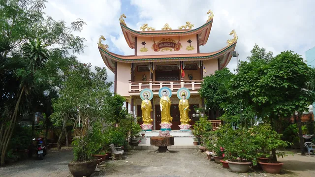 Luong Xuyen Pagoda