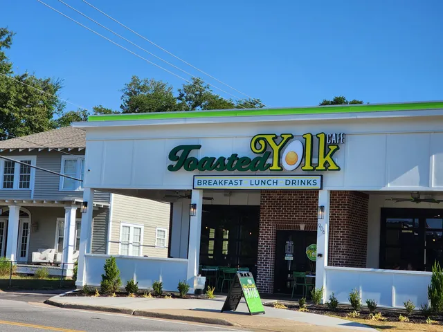 The Toasted Yolk Cafe