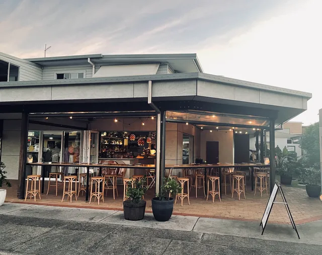 DRIFT • BREAKFAST • PIZZA • WINE BAR