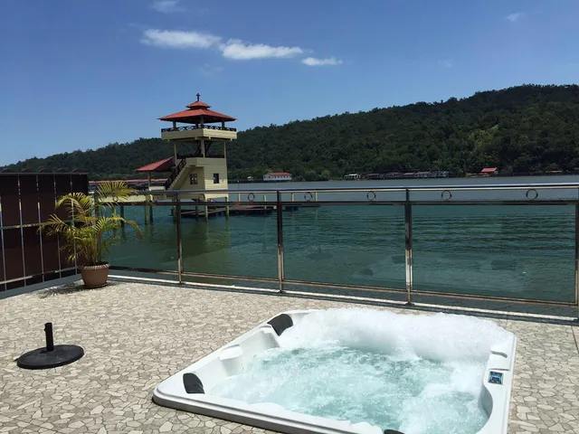 Mangrove Paradise Resort