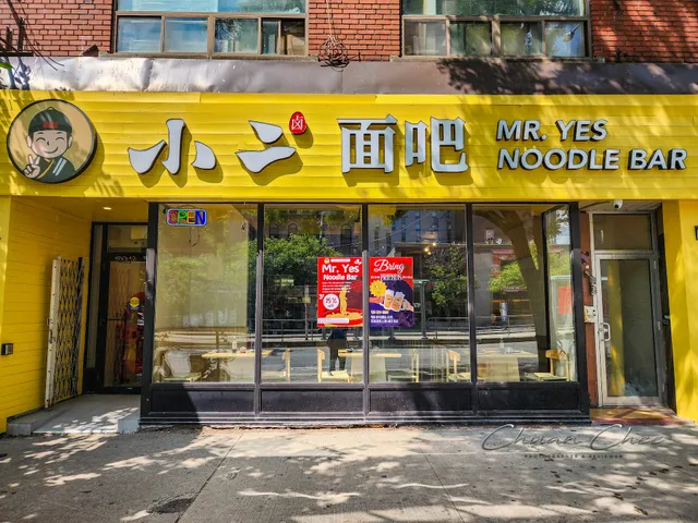 MR . YES Noodle BAR