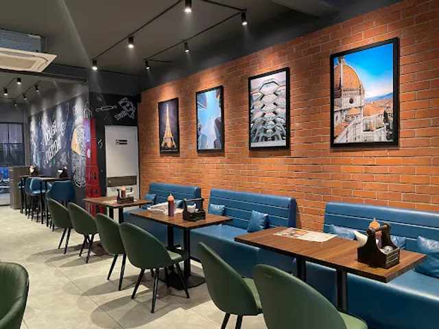 La Pino'z Pizza- Phase 1, Urban Estate Dugri, Ludhiana, Punjab