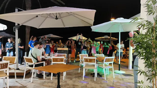 Restaurante Sirena Bar & Grill