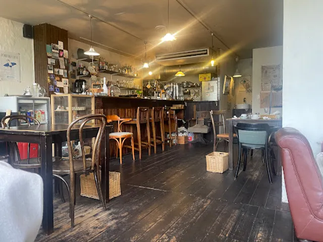 カフェ＆ブラッスリー オワゾ