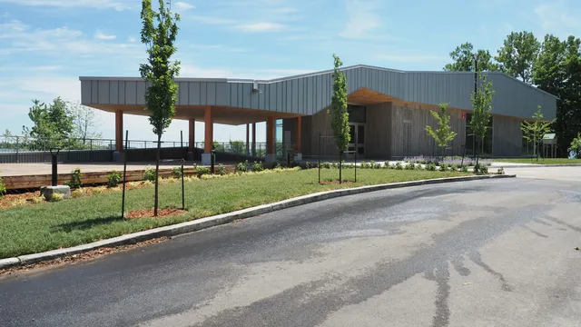 Pointe-Claire Nautical Centre