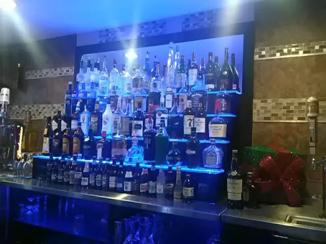 Delta Sports Bar and Grill