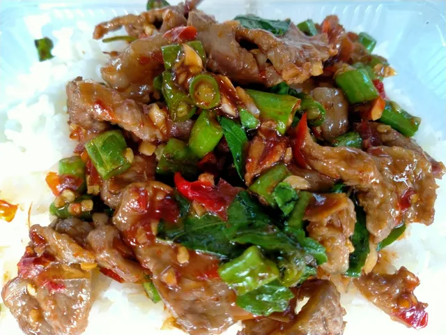 ครัวคุณนุช อาหารตามสั่ง