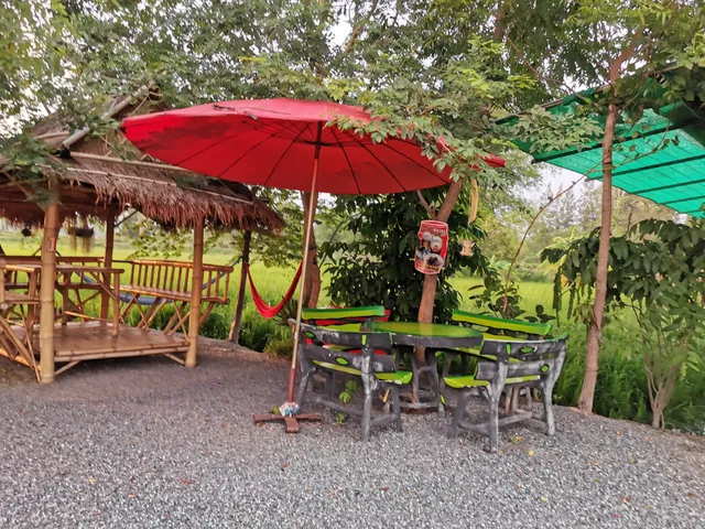 ร้านบรีส&เบส