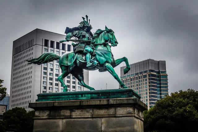 Statue of Kusunoki Masashige