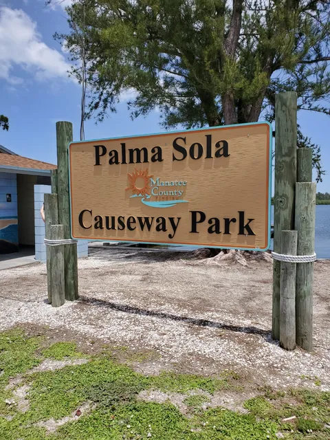 Palma Sola Causeway Park