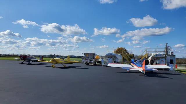 Lebanon-Springfield, Airport