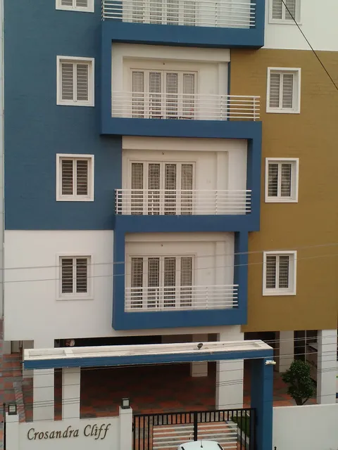 OYO 26768 Crosandra Cliff