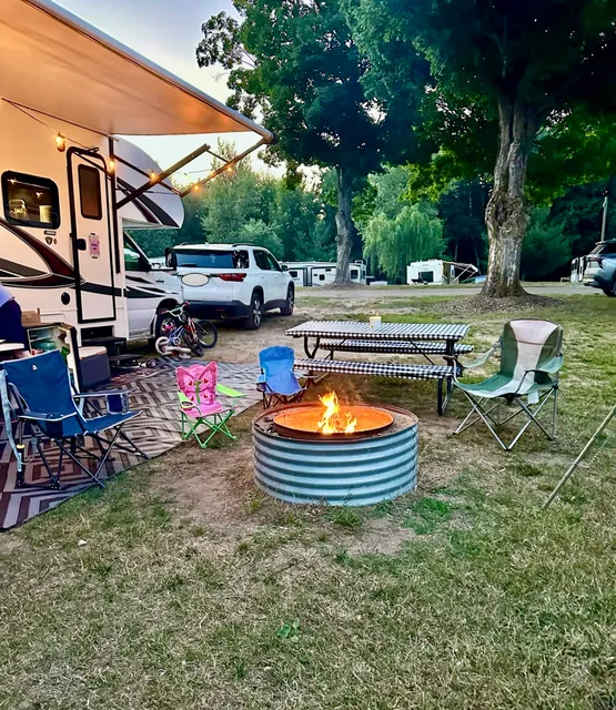 Camper's Haven Family Campground