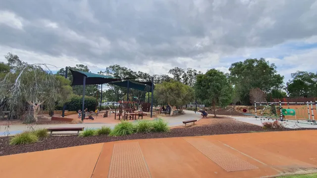 Woodbridge Riverside Park