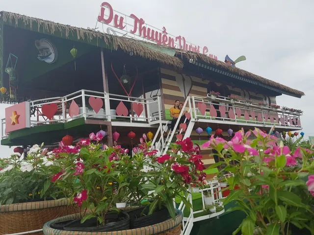 Du thuyền vượt cạn sa đéc đồng tháp