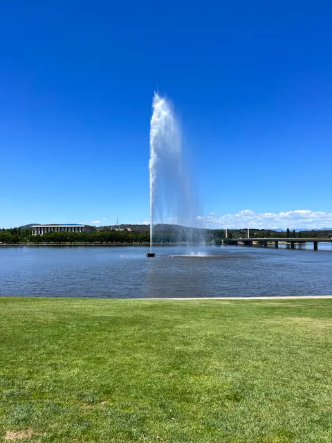Captain Cook Memorial Jet