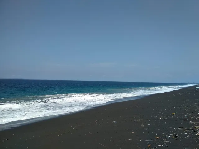 Pengalon Beach