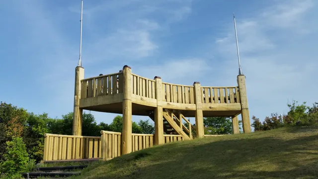 Uminomierukishiokayama Ryokuchi Park