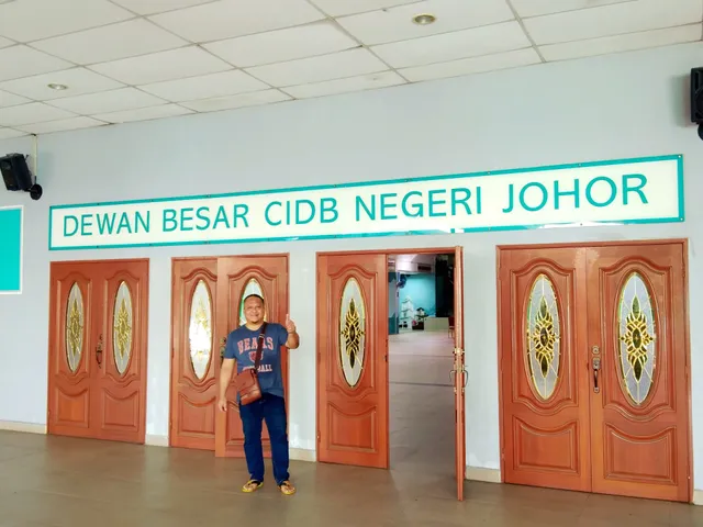 KACANG POOL KAMPUNG MELAYU