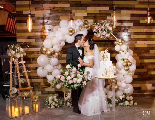 Divine Delicacies Cakes