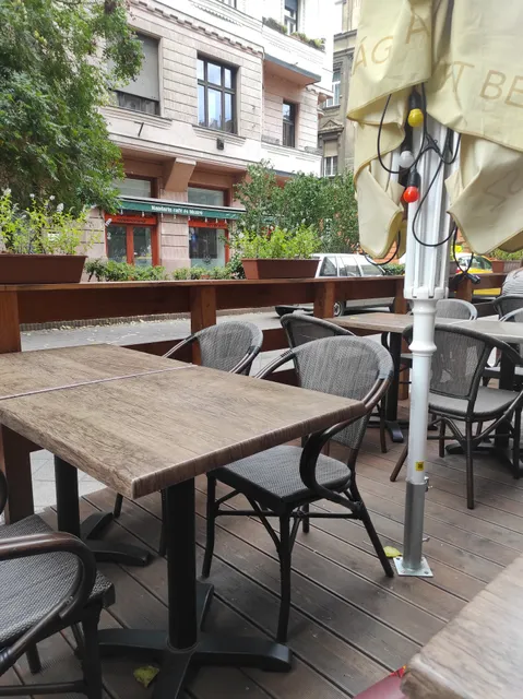 Okiko Sushi & Thai Bar