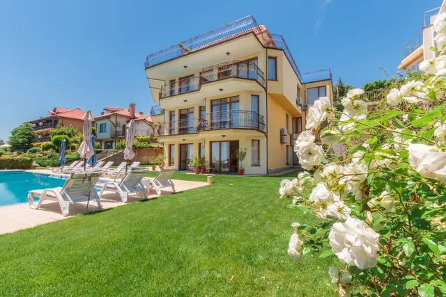 Via Pontica 123 Hotel