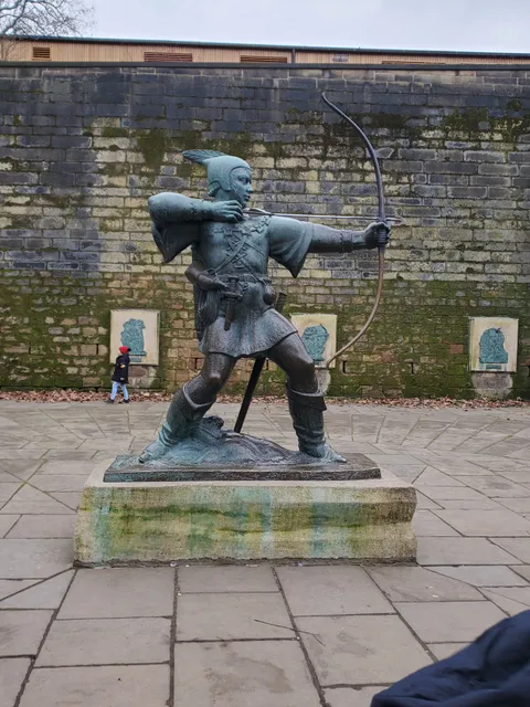 Robin Hood Statue