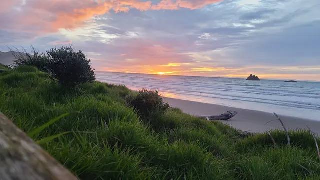 Kairakau Beach