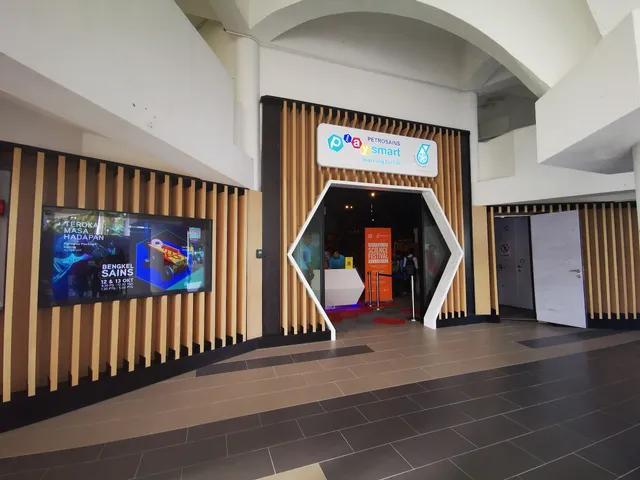 Petrosains Playsmart Kuching