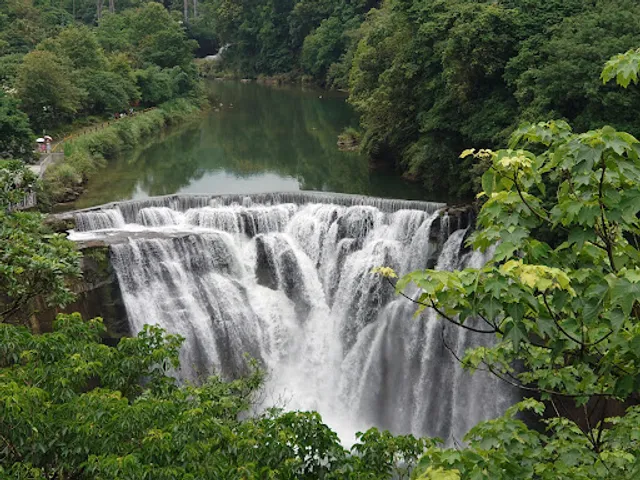 Shifen Waterfall