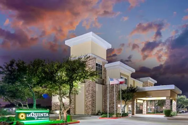 La Quinta Inn & Suites by Wyndham Rockport - Fulton