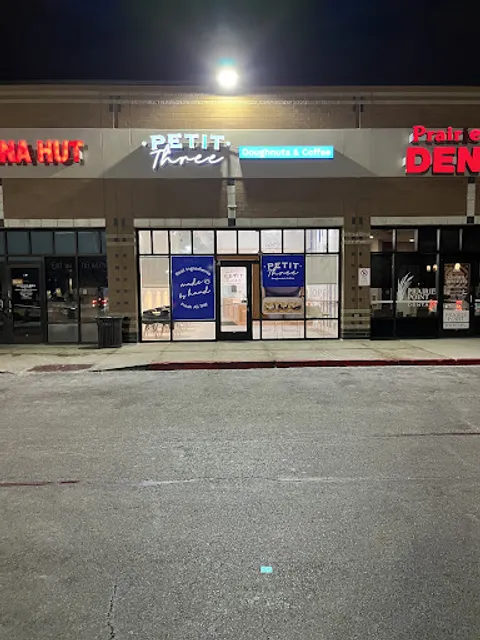 Petit Three Doughnuts