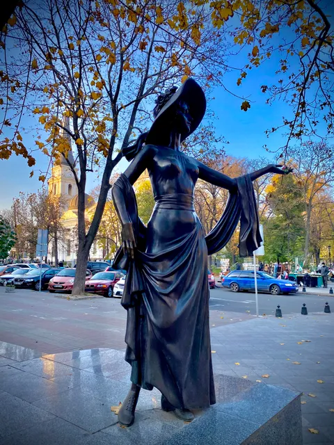 Pam'yatnyk Viri Kholodniy