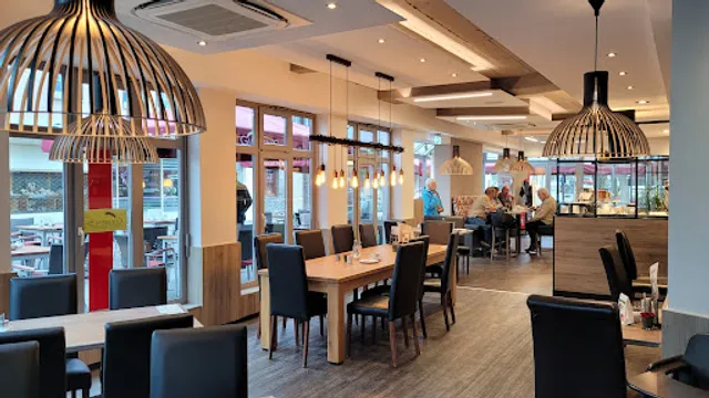 GILGEN'S Bakery & Confectionery