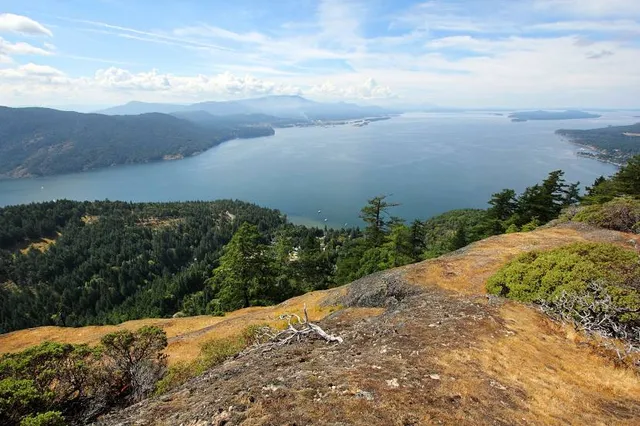 Mount Erskine Provincial Park