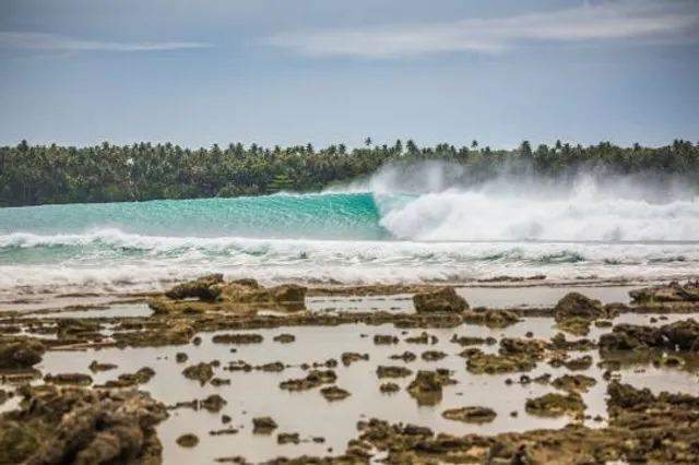 Pantai Sorake Nias selatan